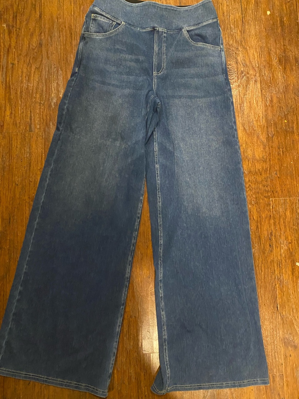 2 pair Halara wide leg jeans.